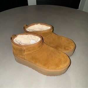 Uggs ultra mini platform boots